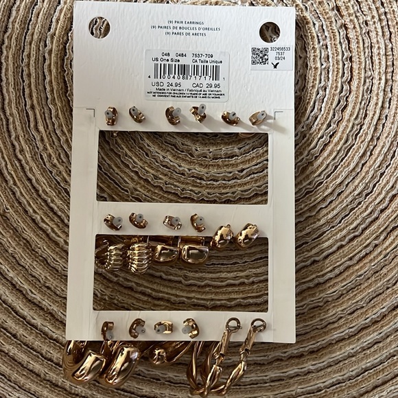 NWT AE Set of 9 Gold Earrings (Studs, Small Hoops, & Large Hoops) - Picture 3 of 3